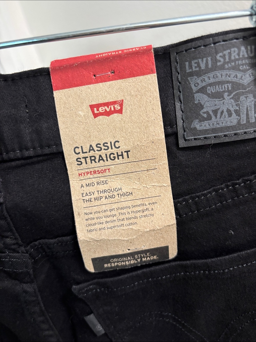 Levi’s classic straight black jeans 4 NWT - Picture 6 of 6